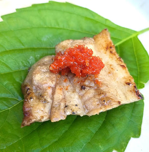Korean bbq ssam with seasoned herring roe 청어알젓갈 쌈장