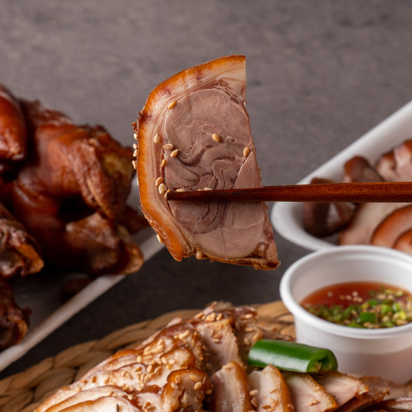 Fully cooked & sliced Pork Hock 1lb 족발 (453g)