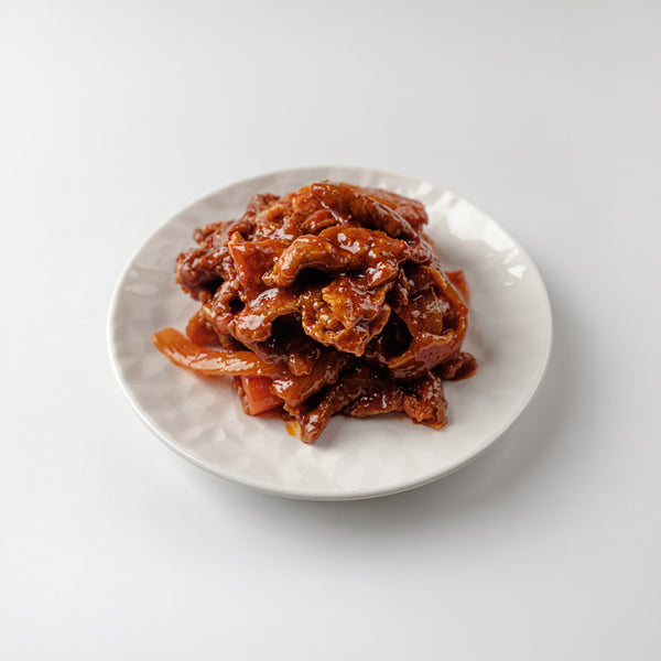 매운돼지 불고기 Boneless pork in spicy marinade 1.5lb (680g)